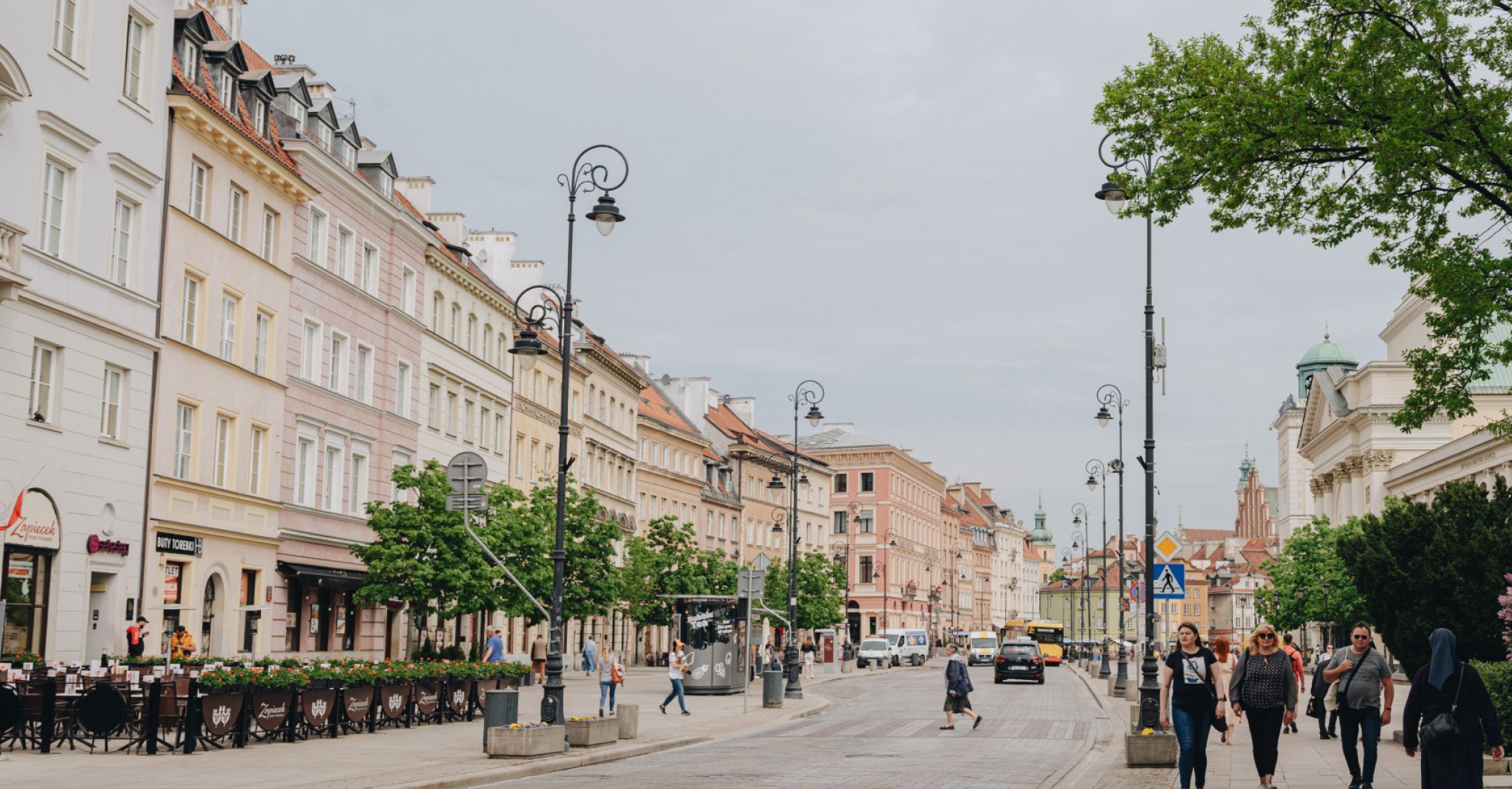 Krakowskie Przedmieście, Warsaw - Now (Bolt)