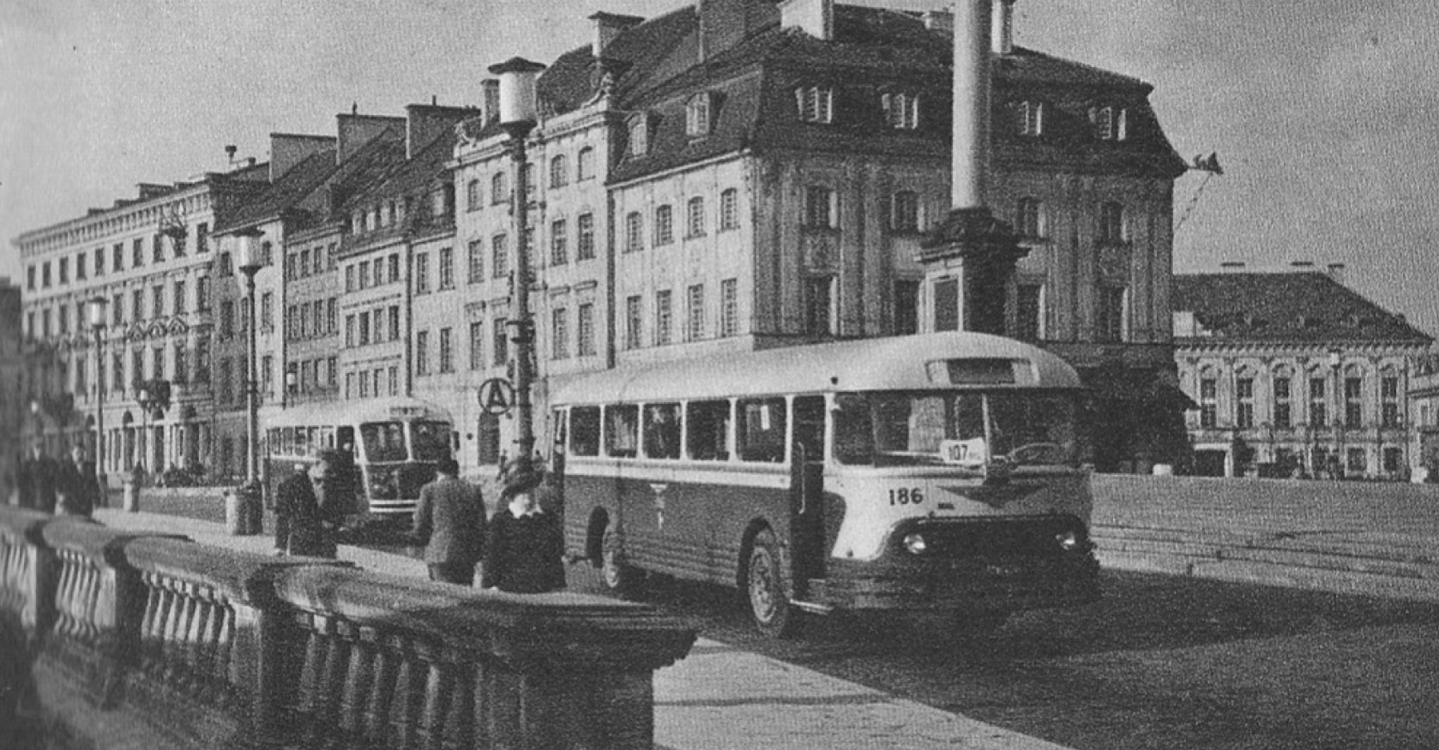 Plac Zamkowy, Warsaw - Before(Fortepan)